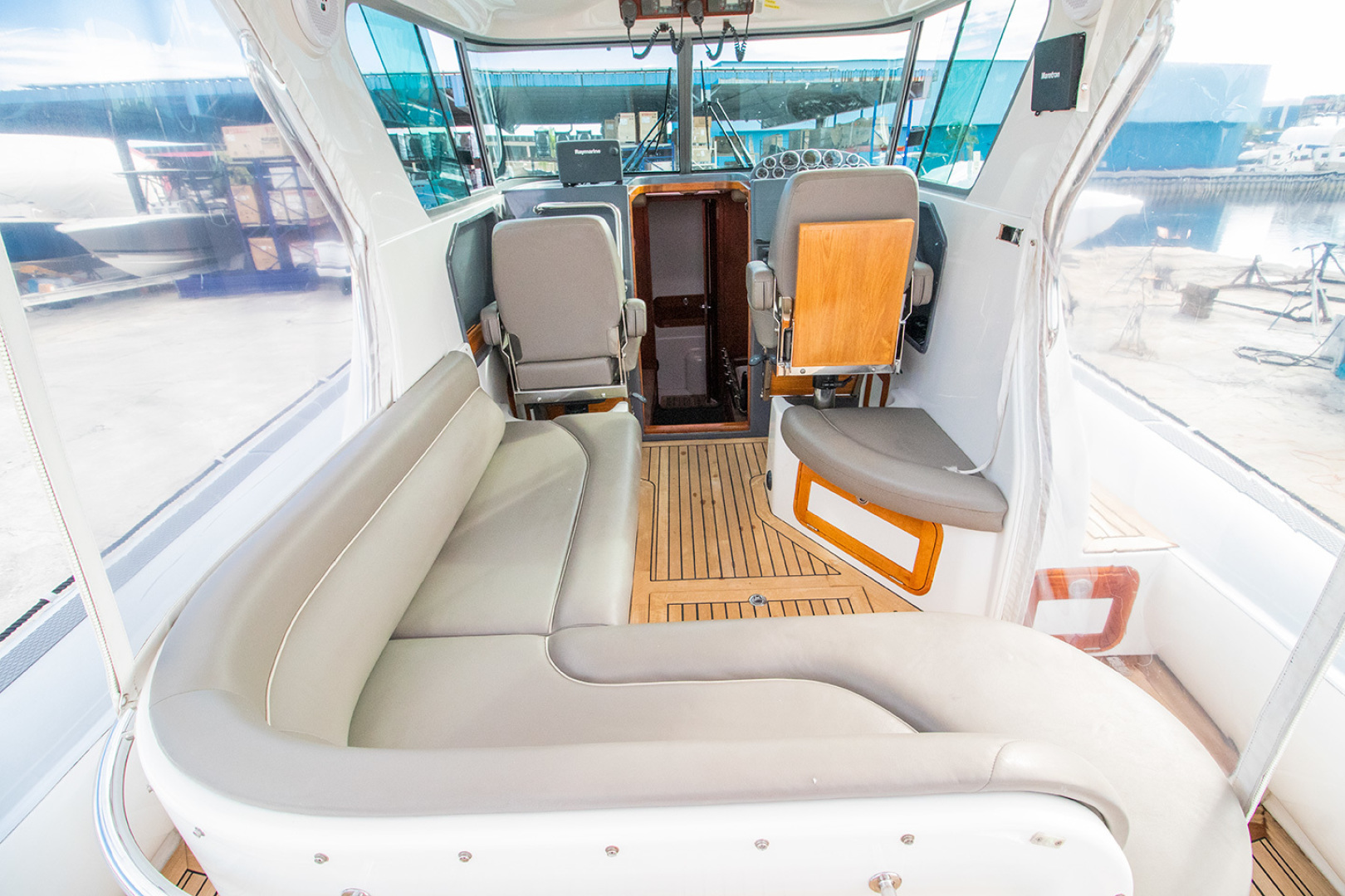 Slide: The Image of Protector 35 2009 - 3194577