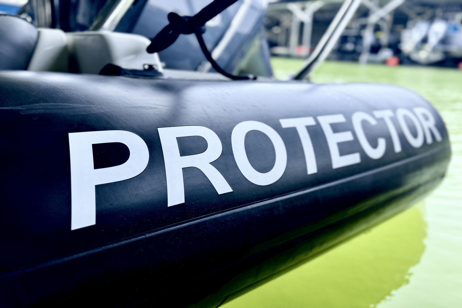 Slide: The Image of Protector TARGA 28 2009 - 18