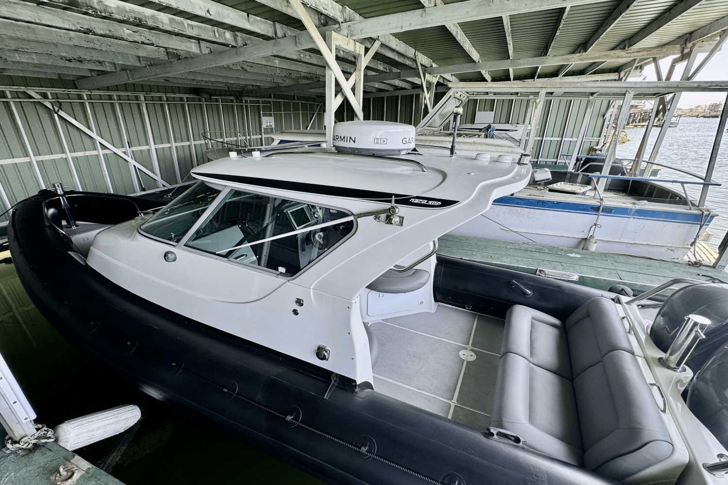 Slide: The Image of Protector TARGA 28 2009 - 21