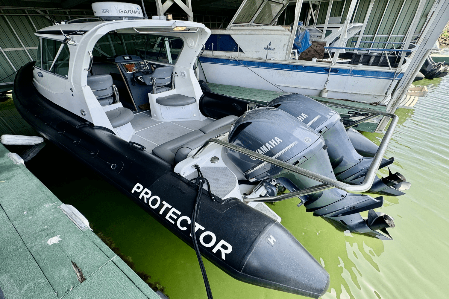 Slide: The Image of Protector TARGA 28 2009 - 22