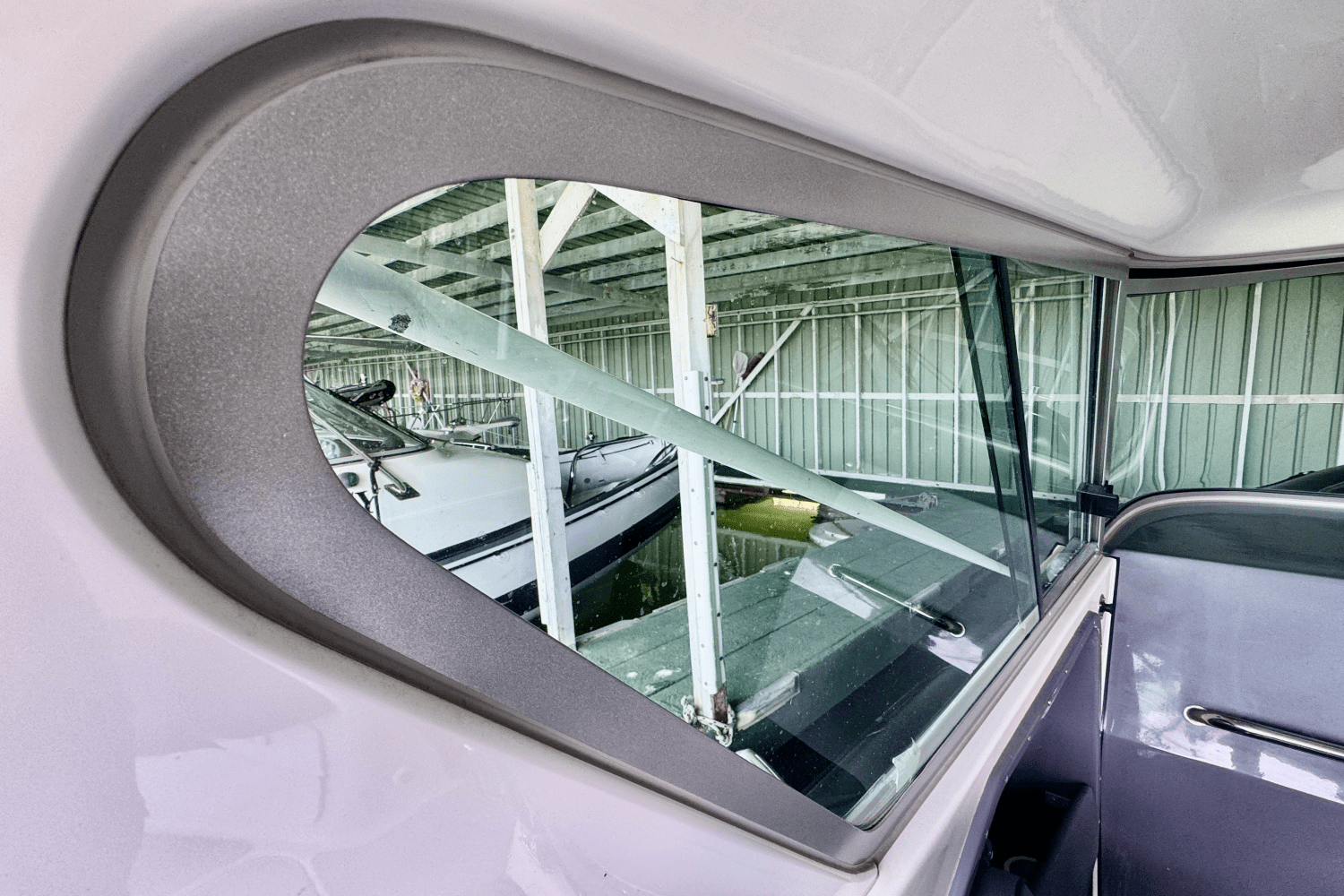 Slide: The Image of Protector TARGA 28 2009 - 32