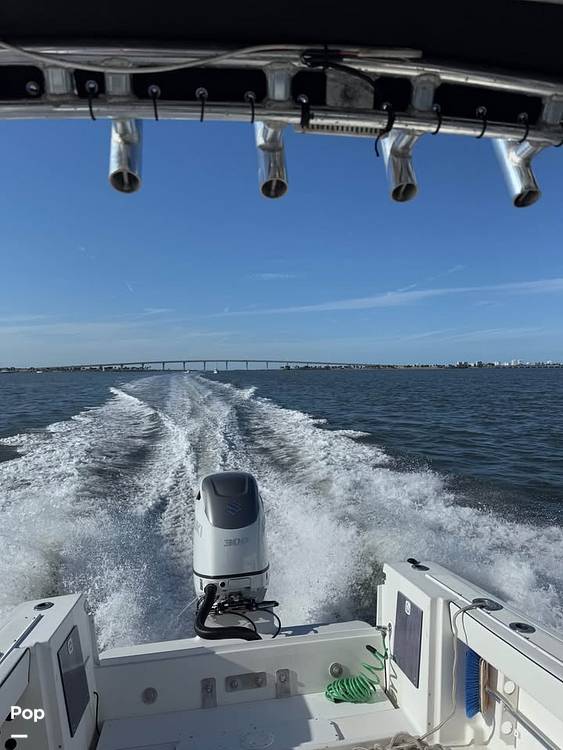 Slide: The Image of Seller Photo - 15475973