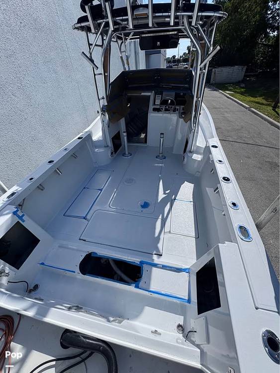 Slide: The Image of Seller Photo - 15475977