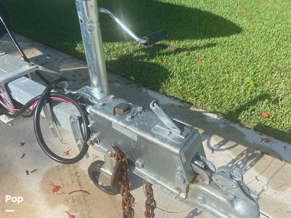 Slide: The Image of Pursuit 2350 1990 - 15641137