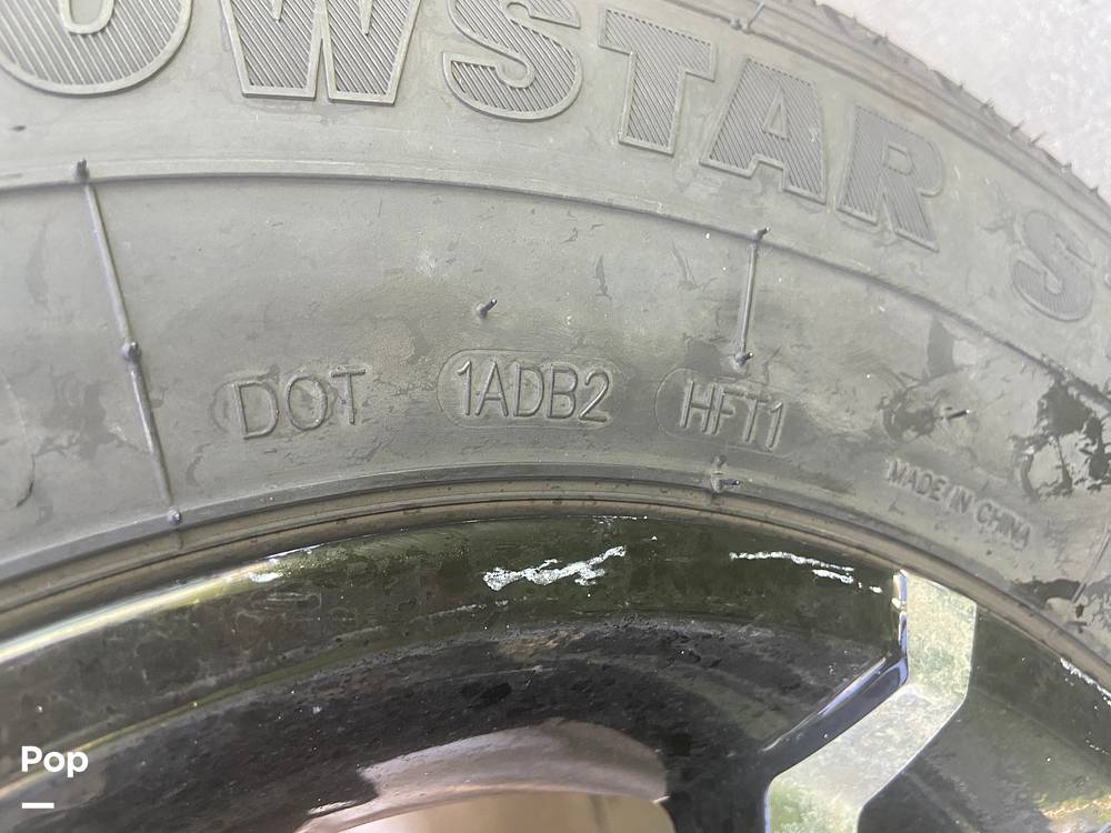 Slide: The Image of Tire Date Code - 15641807