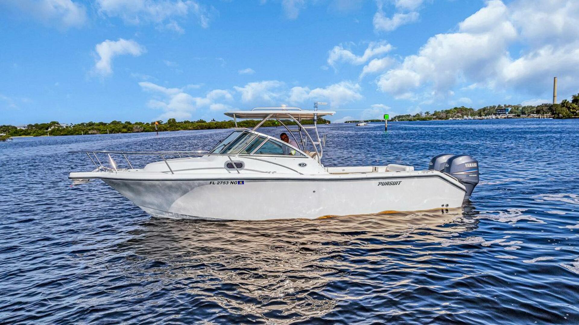 Slide: The Image of Pursuit 2570 Offshore - 4645023