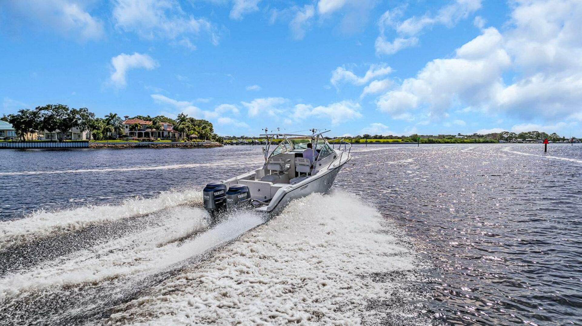Slide: The Image of Pursuit 2570 Offshore 2006 - 4645030