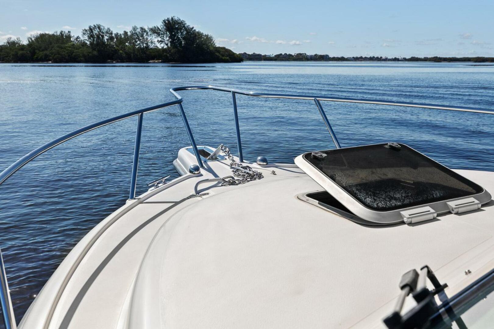 Slide: The Image of Pursuit 2570 Offshore 2006 - 4628090