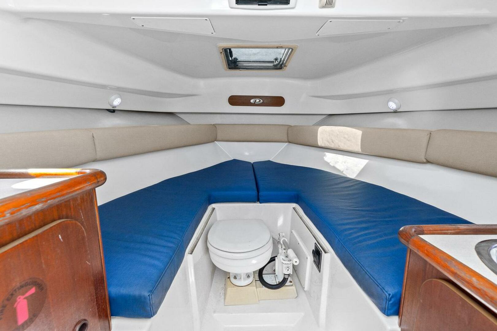 Slide: The Image of Pursuit 2570 Offshore 2006 - 4645003