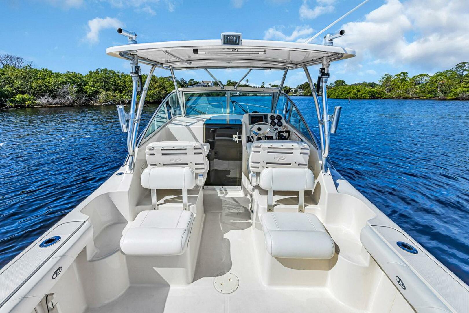 Slide: The Image of Pursuit 2570 Offshore 2006 - 4645011