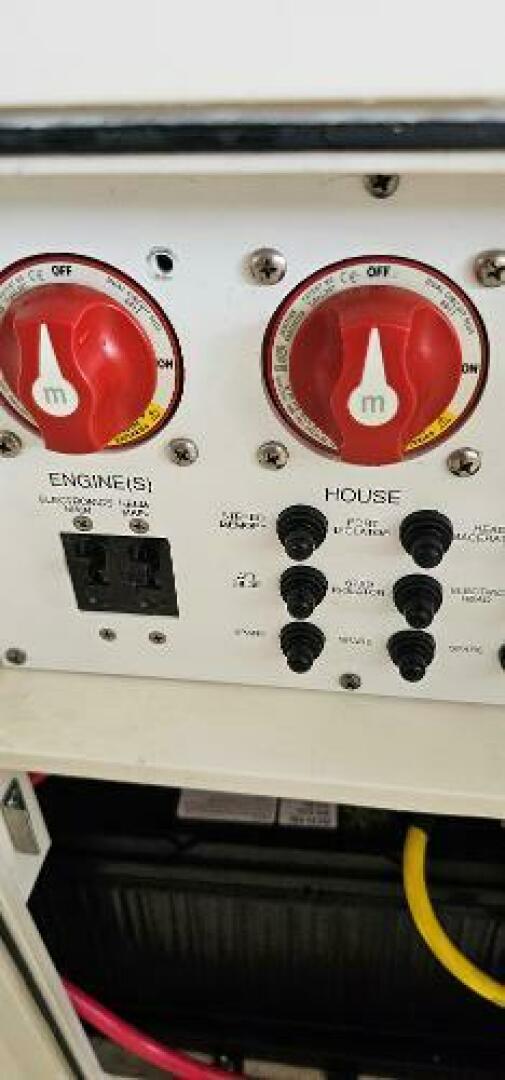 Slide: The Image of Pursuit 260 Center Console 2014 - 4583621