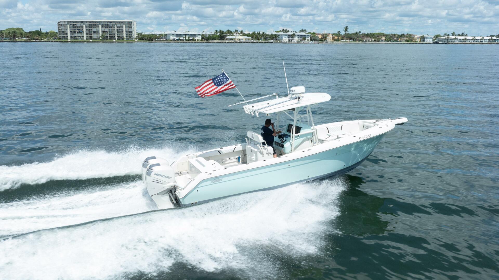 Slide: The Image of Pursuit 2870 Center Console 2000 - 4577708
