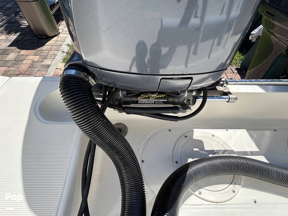 Slide: The Image of Pursuit 2870 Offshore CC 1997 - 15354588