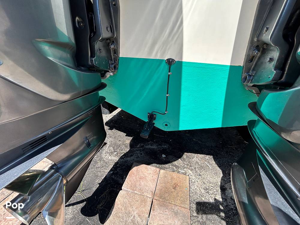 Slide: The Image of Pursuit 2870 Offshore CC 1997 - 15354598