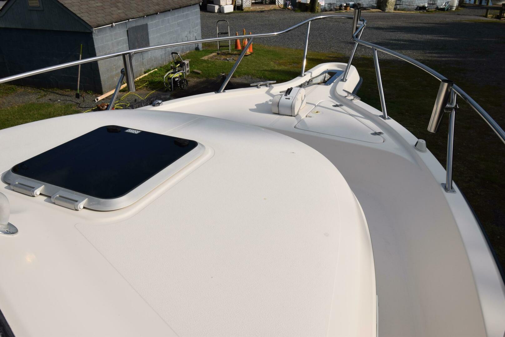 Slide: The Image of Pursuit 2870 Walkaround 2000 - 4650715