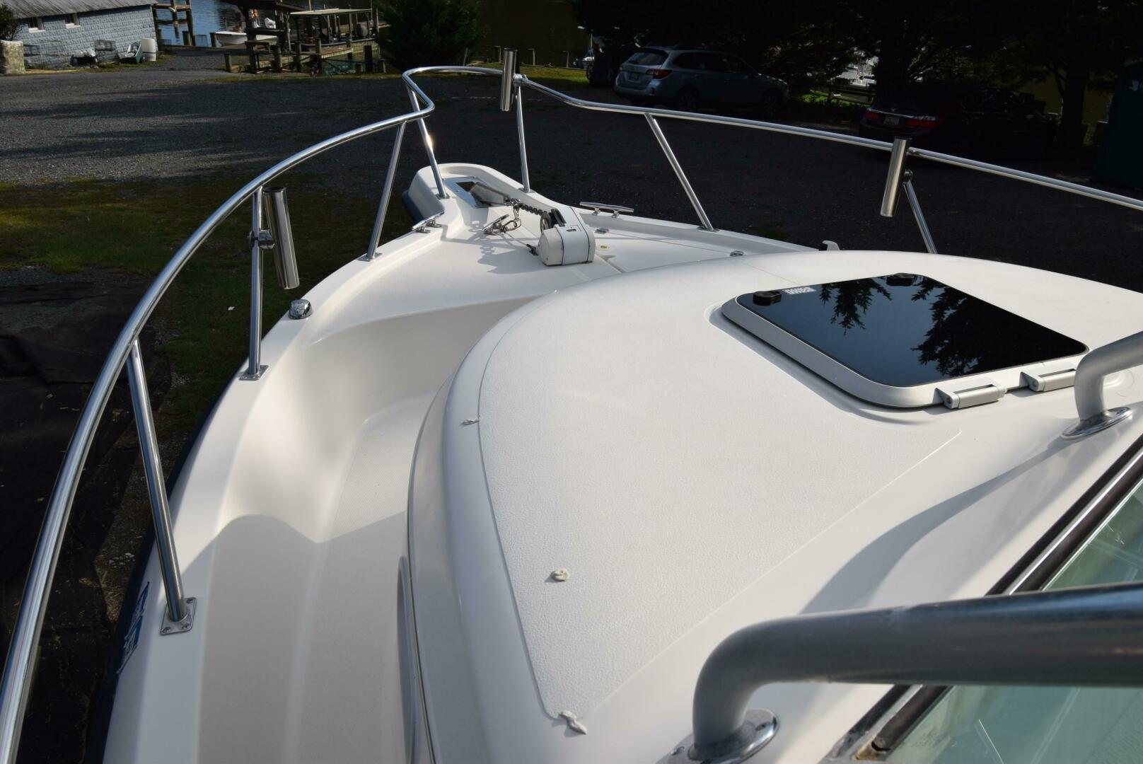 Slide: The Image of Pursuit 2870 Walkaround 2000 - 4650720