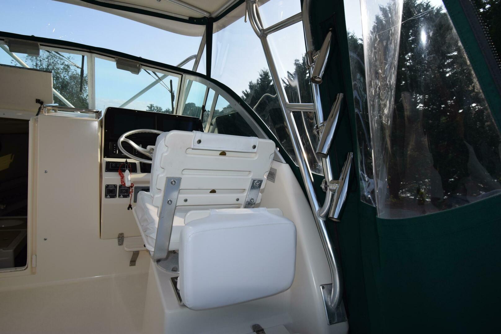 Slide: The Image of Pursuit 2870 Walkaround 2000 - 4650723