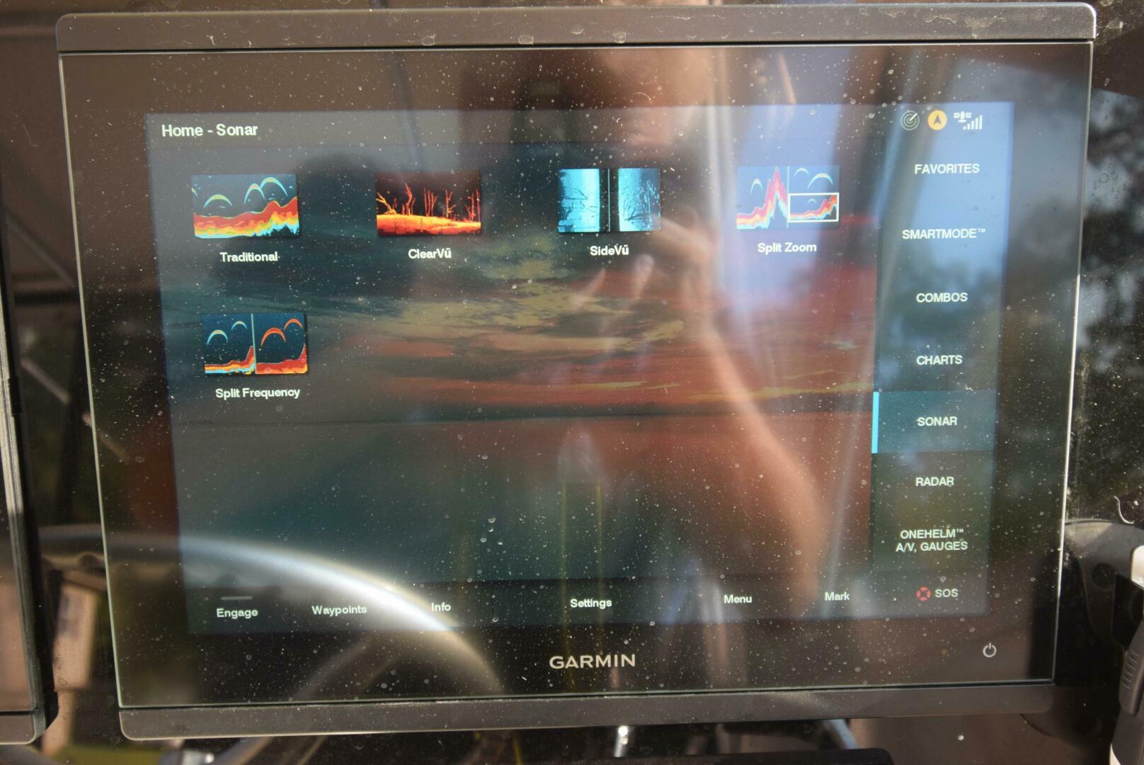Slide: The Image of Pursuit 2870 Walkaround 2000 - 4650735
