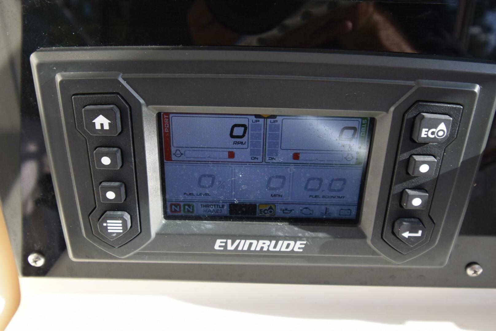 Slide: The Image of Pursuit 2870 Walkaround 2000 - 4650738