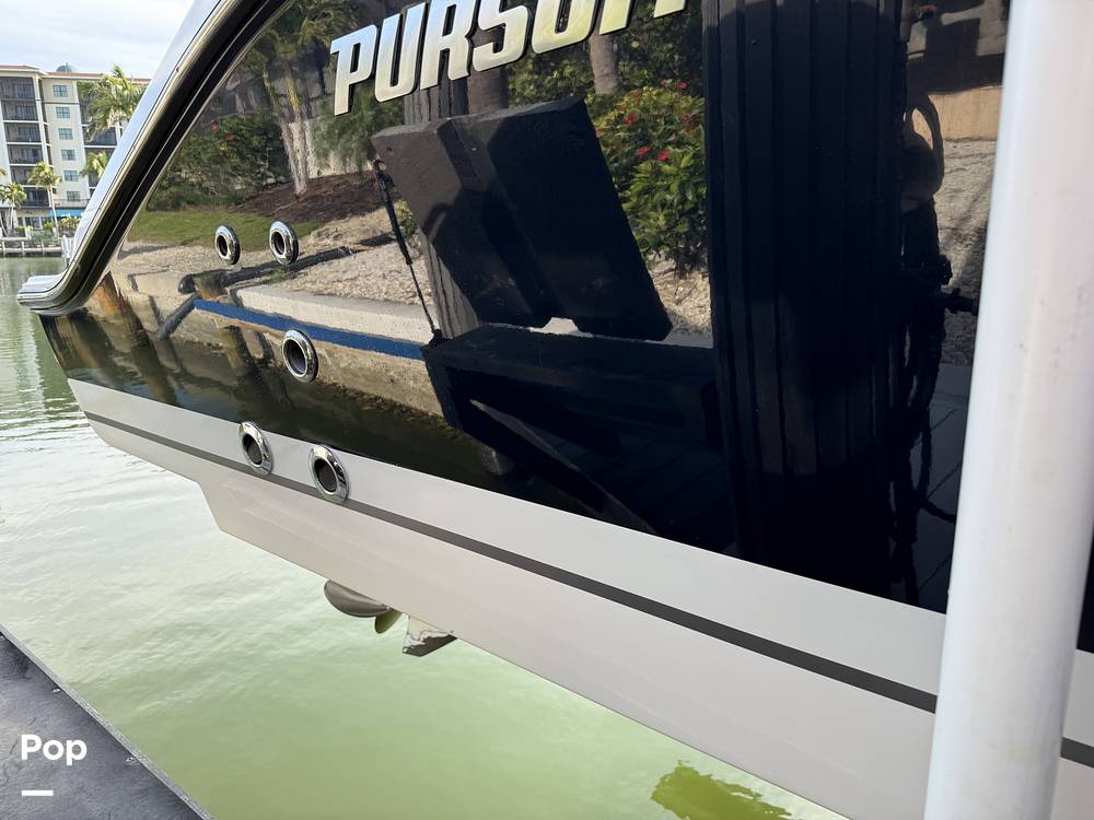 Slide: The Image of Glossy Everywhere - 15317159