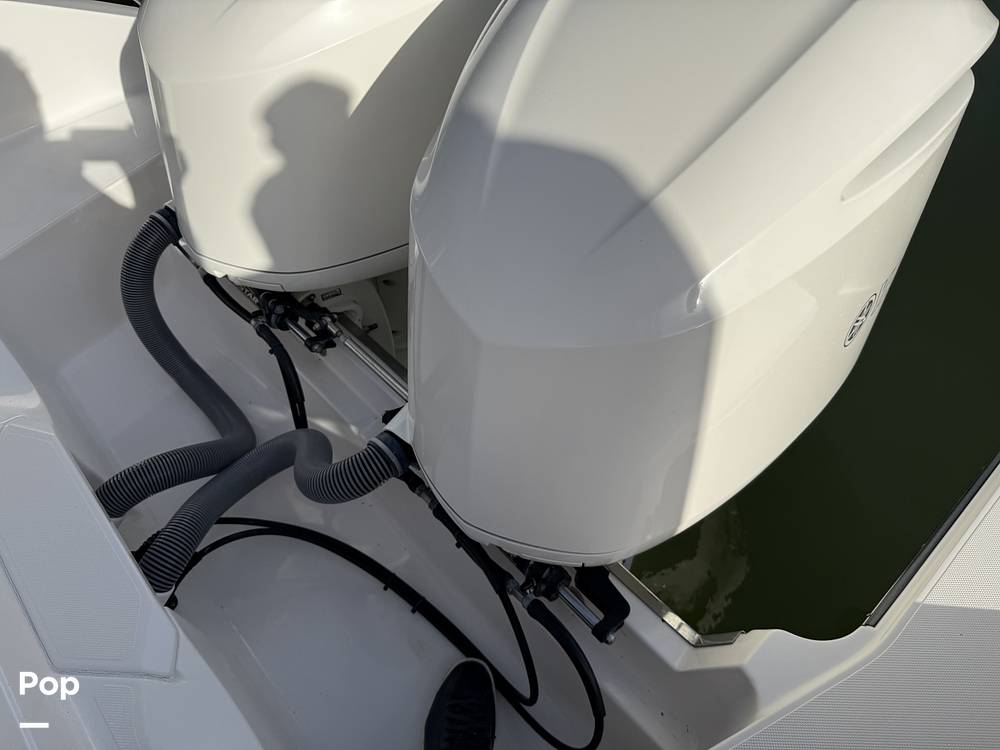 Slide: The Image of Pursuit 295DC 2017 - 15317174