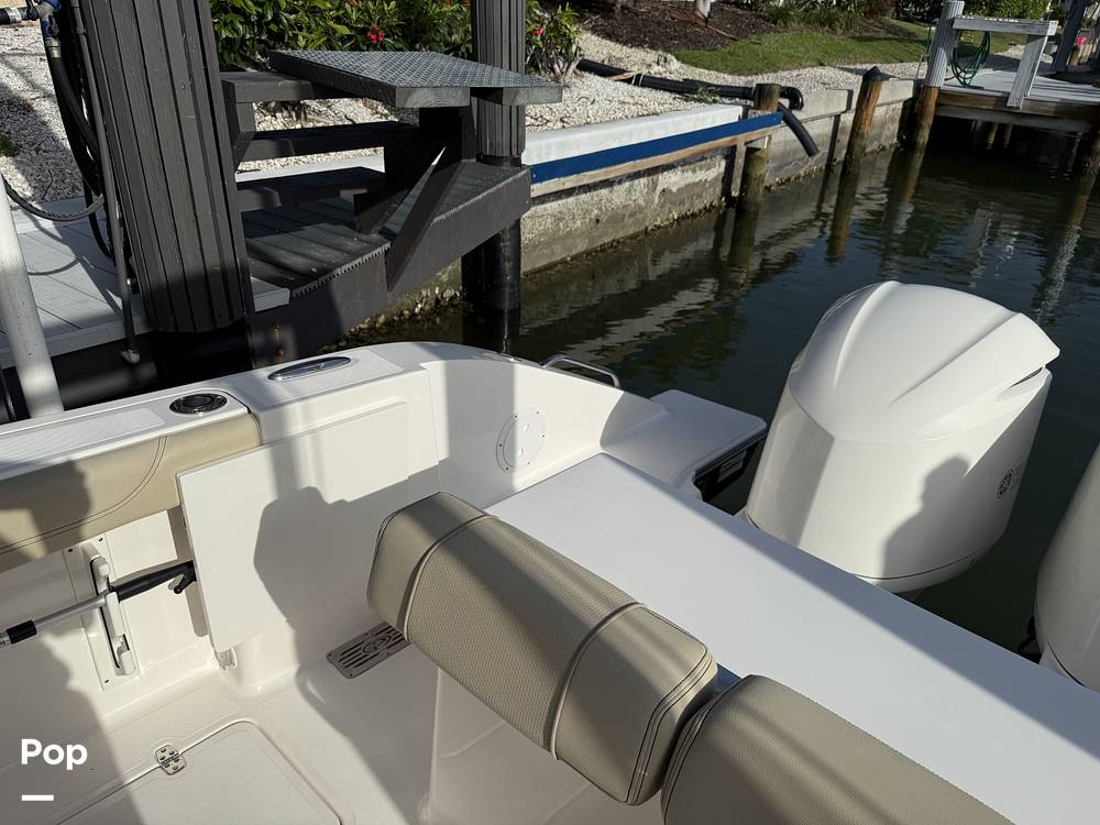 Slide: The Image of Transom Door - 15317185