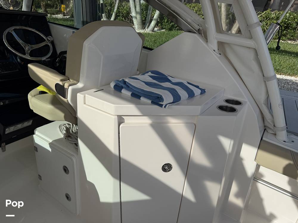 Slide: The Image of Cockpit Serving Center With Sink - 15317189