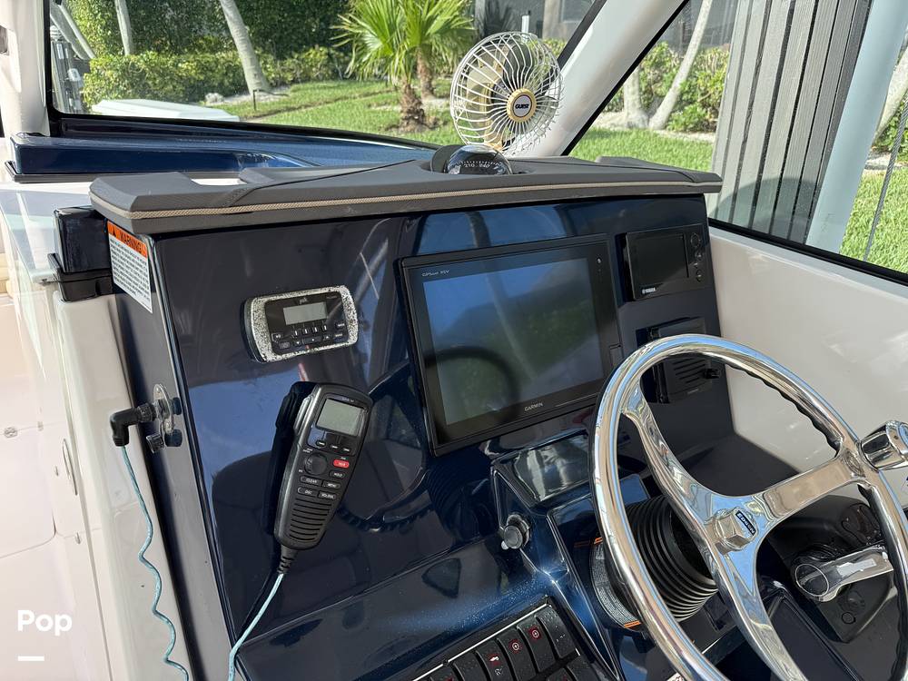 Slide: The Image of Pursuit 295DC 2017 - 15317199