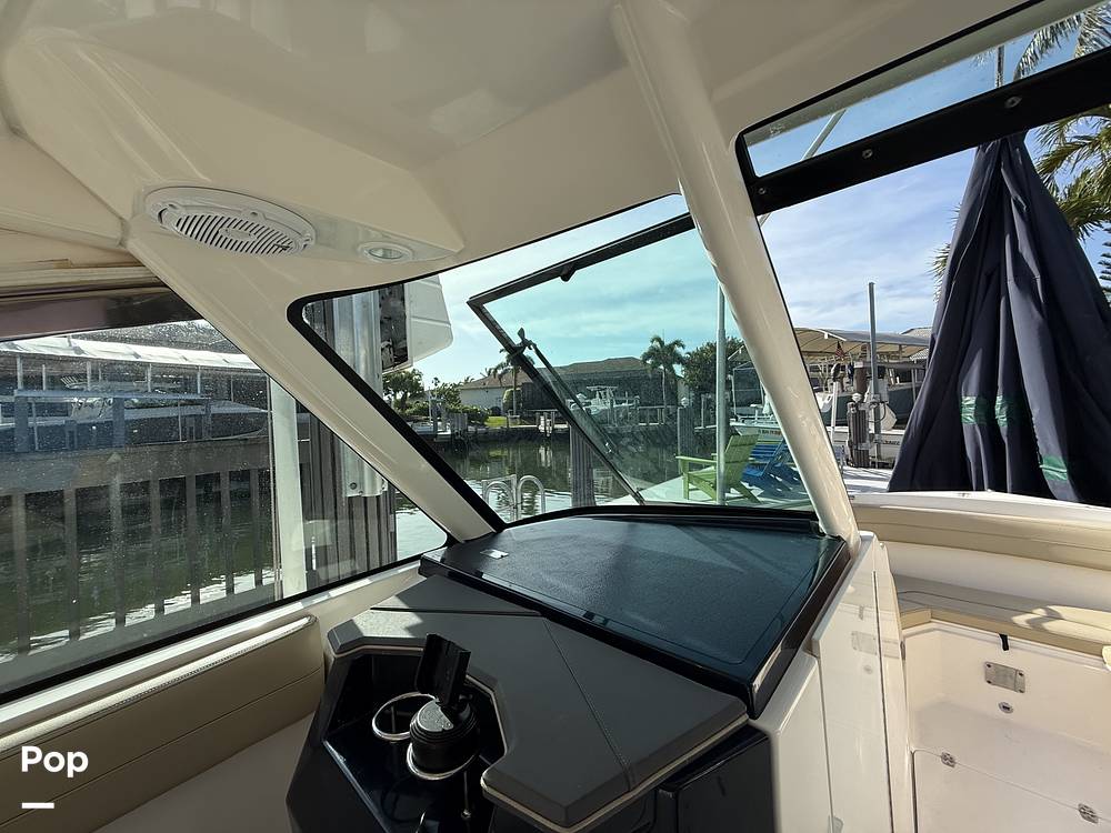 Slide: The Image of First Mate's Acccomodations - 15317220