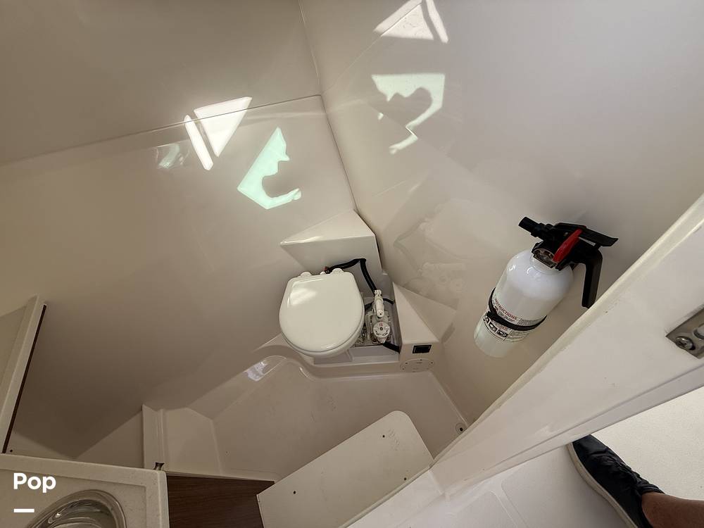 Slide: The Image of Easily Accessed Head Is Very Roomy And Private - 15317245