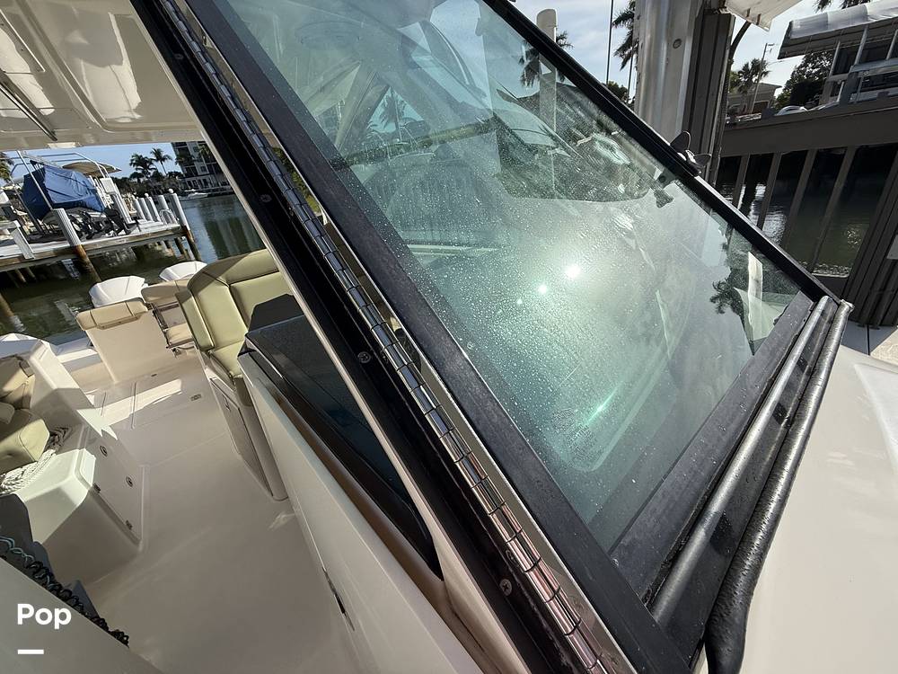 Slide: The Image of Windshield - Walk Through - 15317264