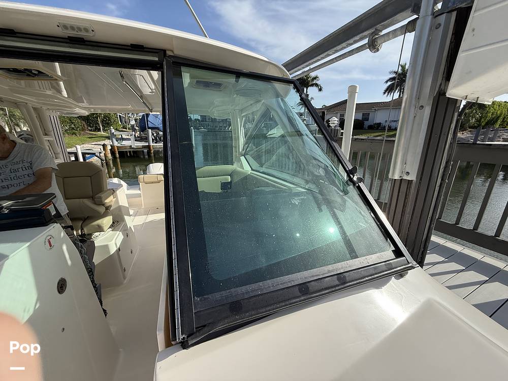 Slide: The Image of Windshield - Walk Through - 15317266