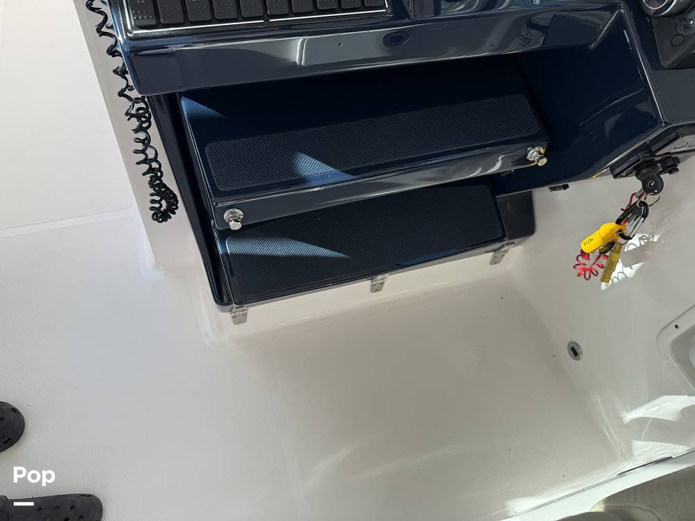 Slide: The Image of Fold Downdhelm Foot Rests - 15317270