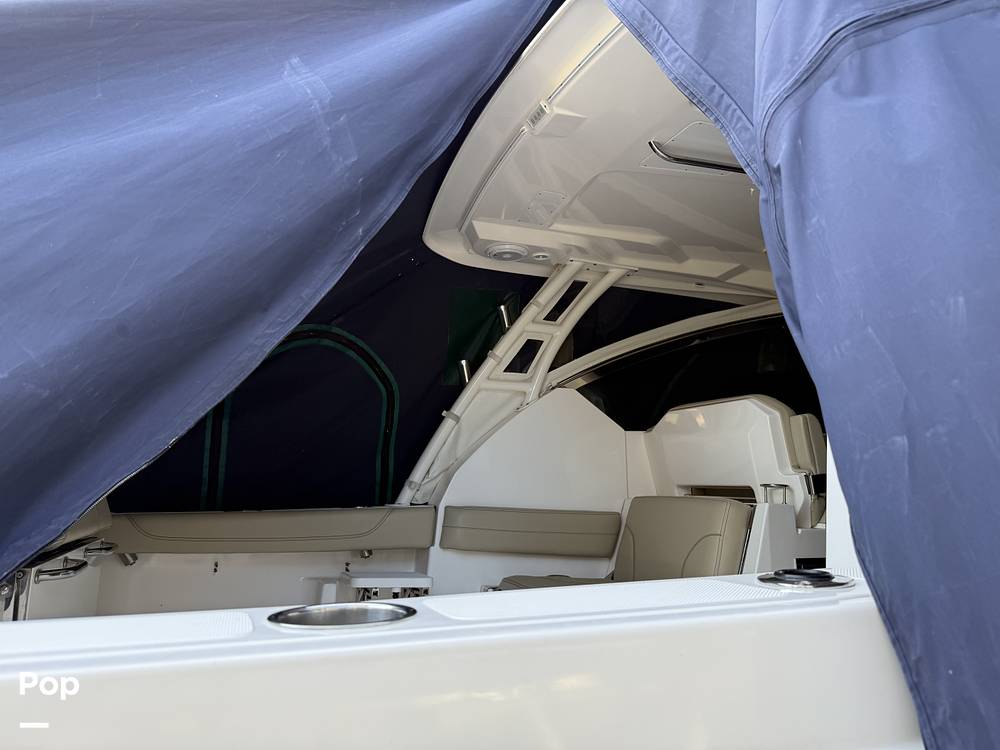 Slide: The Image of Hard Top - 15317158
