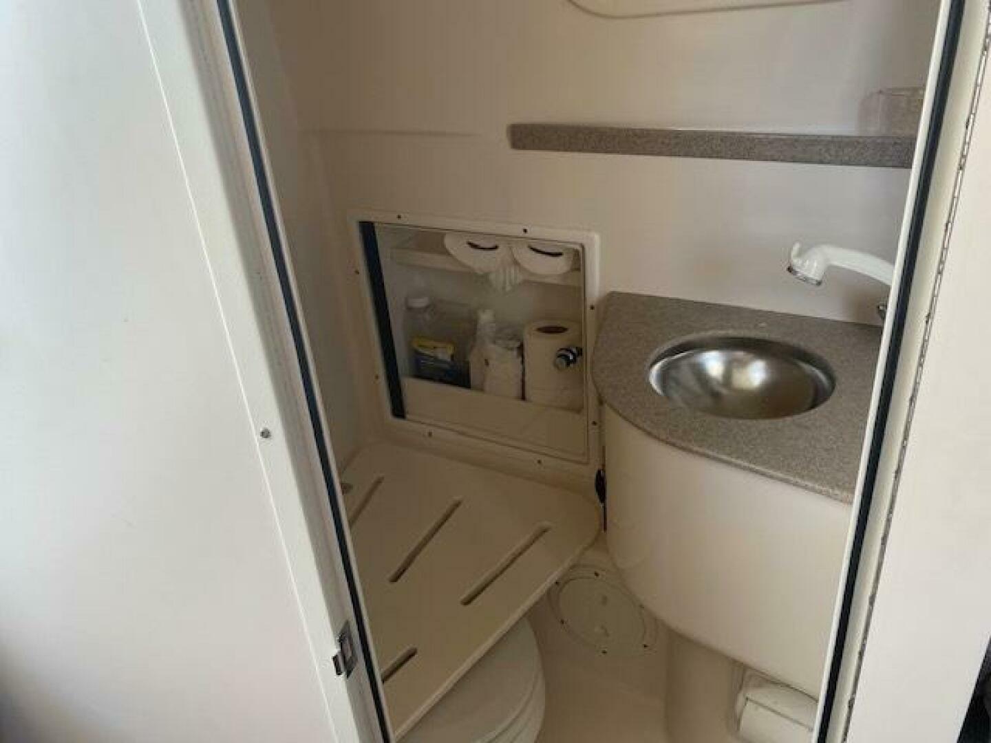 Slide: The Image of Pursuit 3070 Offshore 2004 - 5425241