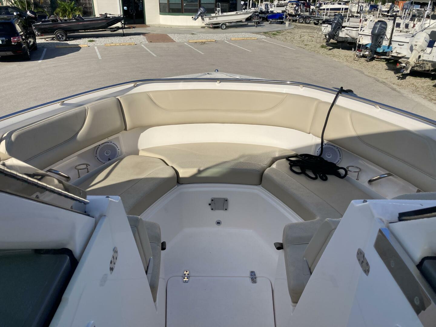 Slide: The Image of Pursuit 32 Bella Vista - Cockpit 2015 Pursuit 32 Bella Vista - 4561380