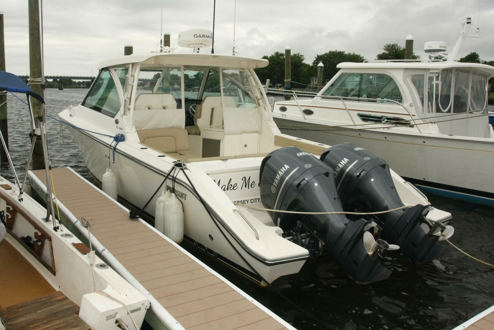 Slide: The Image of Pursuit 325 Dual Console 2018 - 4480865
