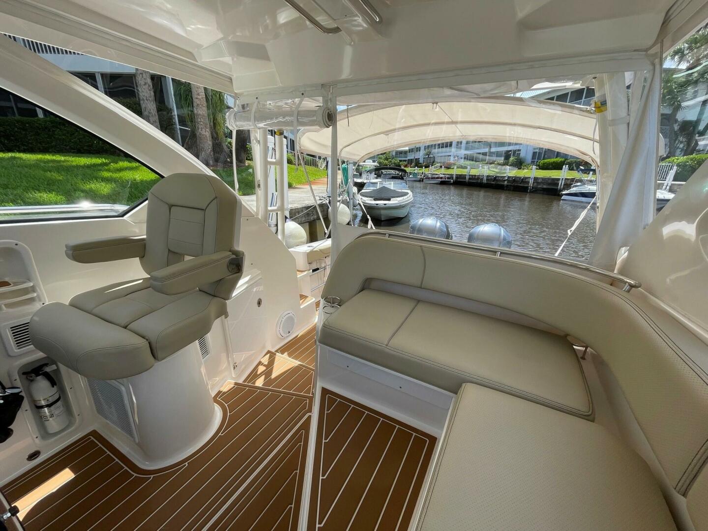 Slide: The Image of Pursuit 32 False Echoes- Helm Area 2017 32 Pursuit 325 OS False Echoes - 5507175