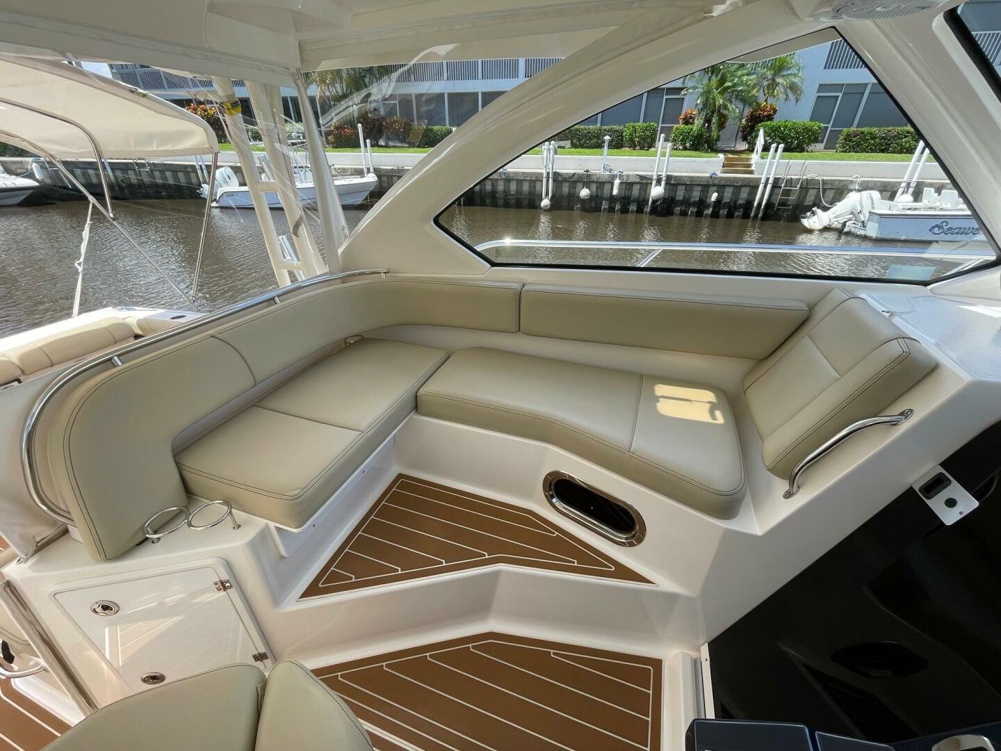 Slide: The Image of Pursuit 32 False Echoes- Seating 2017 32 Pursuit 325 OS False Echoes - 5507177