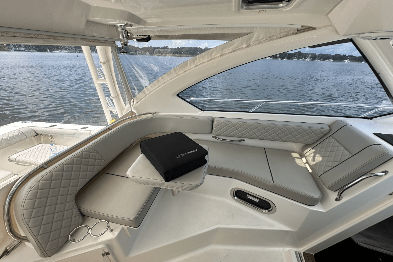 Slide: The Image of Pursuit 325 OS 2022 - 18