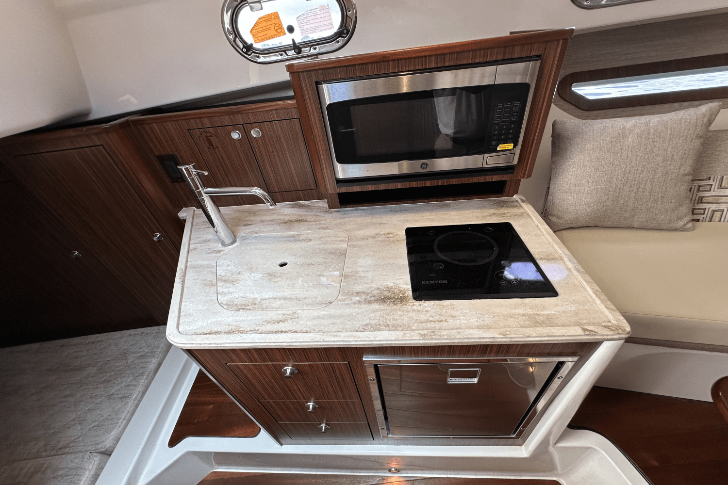 Slide: The Image of Pursuit 325 OS 2022 - 27