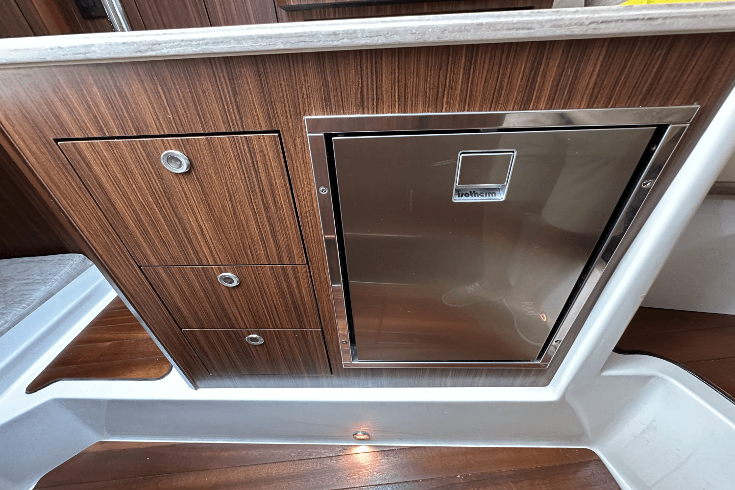 Slide: The Image of Pursuit 325 OS 2022 - 28