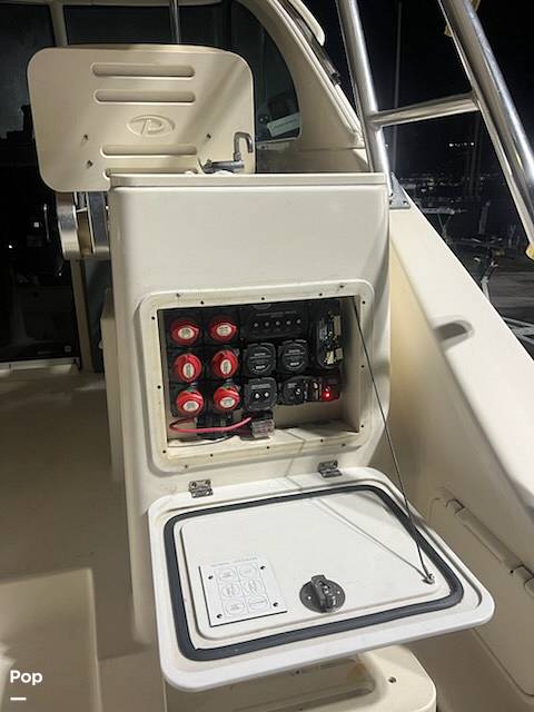Slide: The Image of Battery Switch - 15005826
