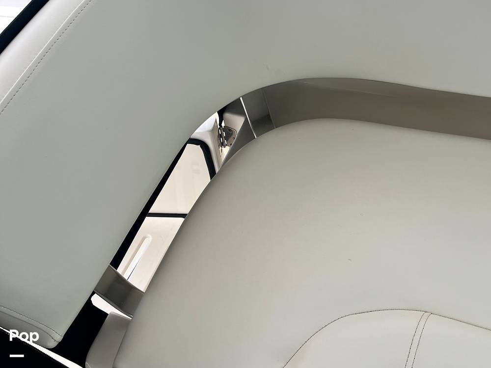 Slide: The Image of Pursuit 3370 Offshore Express 2006 - 15156958