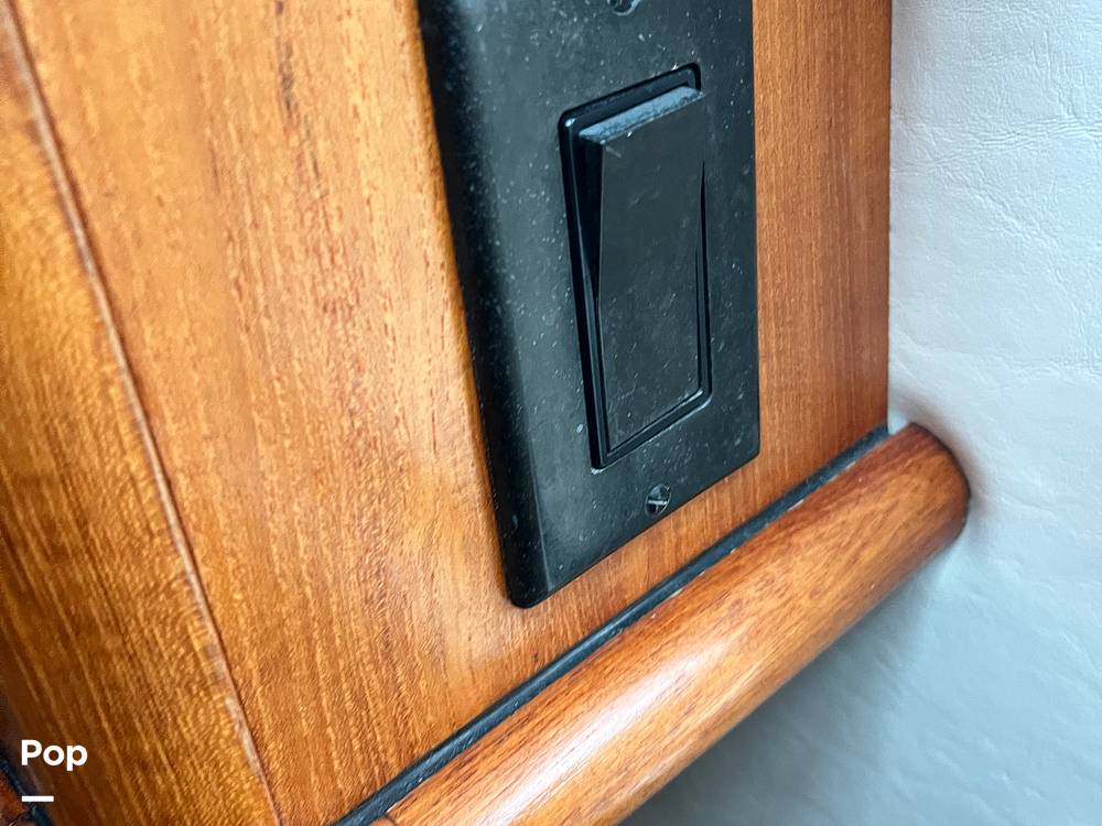 Slide: The Image of Pursuit 3370 Offshore Express 2006 - 15156995