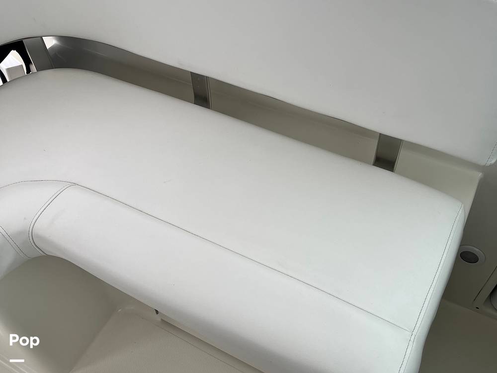 Slide: The Image of Pursuit 3370 Offshore Express 2006 - 15156998