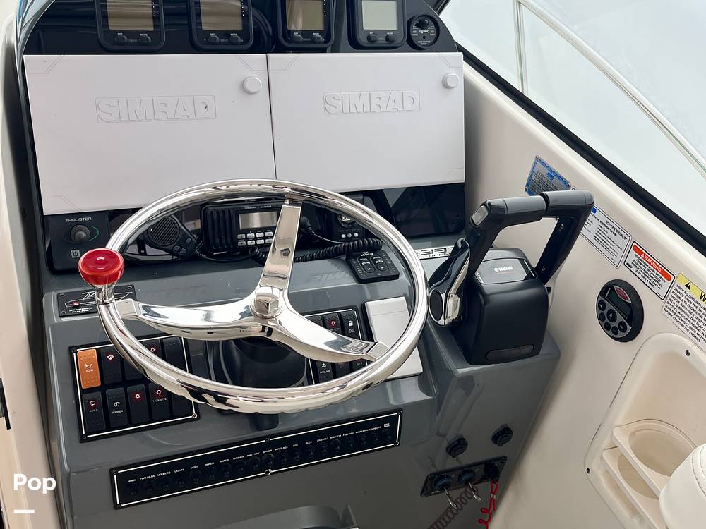 Slide: The Image of Pursuit 3370 Offshore Express 2006 - 15157002