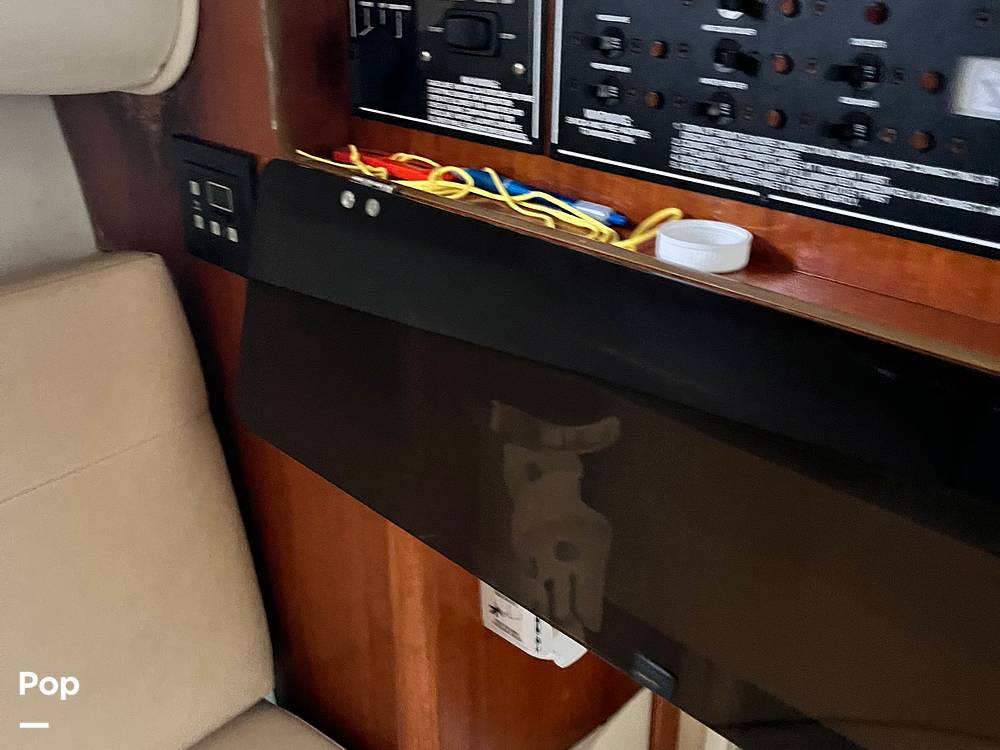 Slide: The Image of Pursuit 3370 Offshore Express 2006 - 15156982