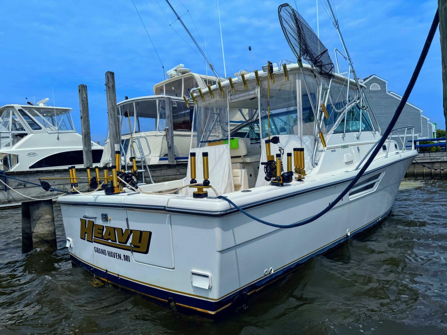 Slide: The Image of Pursuit 3400 Express 2003 - 5510842