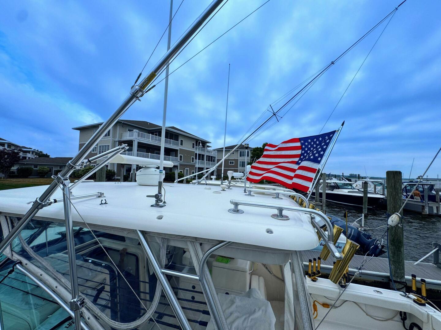 Slide: The Image of Pursuit 3400 Express 2003 - 5510851